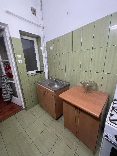 Vand apartament 2 camere 72 mp Bulevardul Marasesti