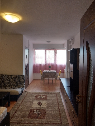Proprietar, garsoniera Titan - Piata Minis