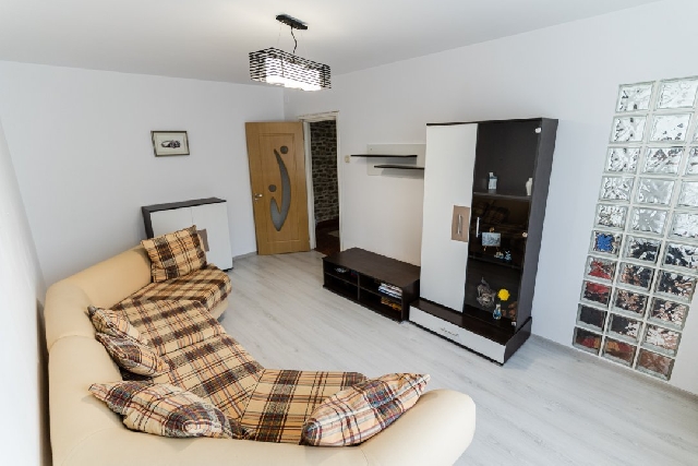 3 camere Ozana | Mobilat | 6 Min de Metrou | Parcare | Proprietar