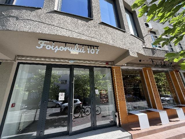 Central, 90mp, cladire din 2015, etaj 2, open space, chirie 900 euro