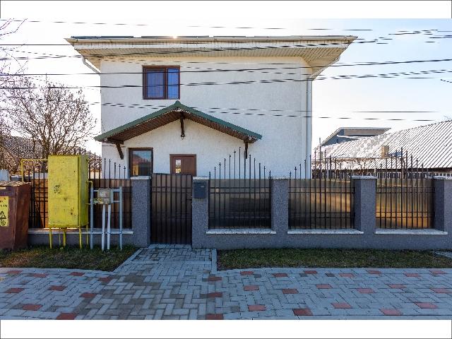 Vanzare CASĂ INDIVIDUALĂ ȘERBĂNEȘTI, BACĂU, P+1, 160 MP UTILI, GARAJ, BECI