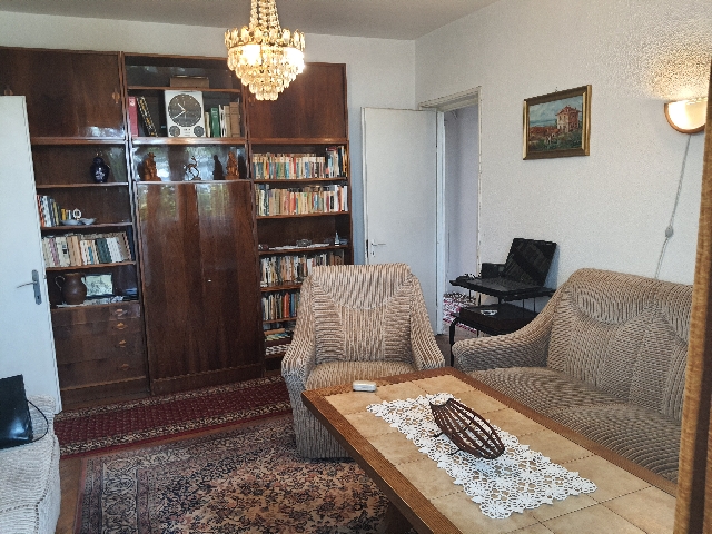 3 camere metrou 1 Mai, utilat, mobilat, Proprietar